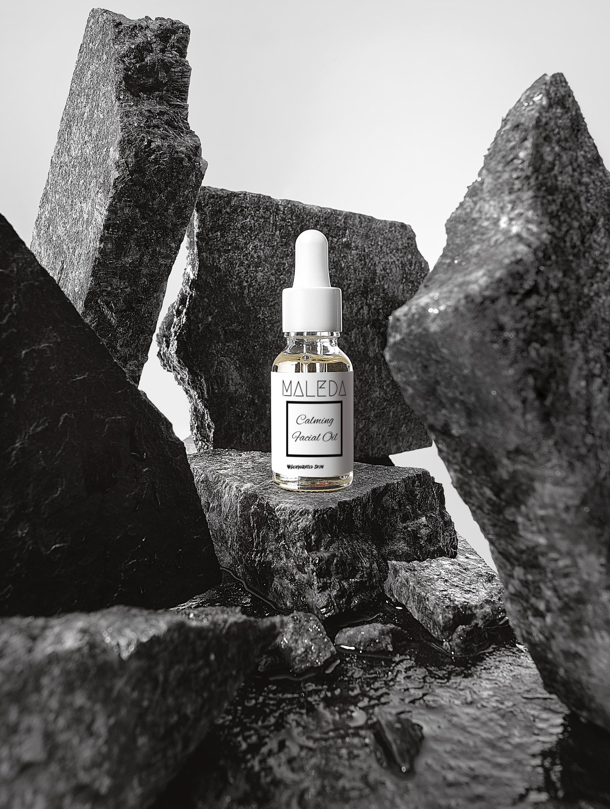 Calming Facial Oil – Natūrali kosmetika su hialurono rūgštimi ir CBD